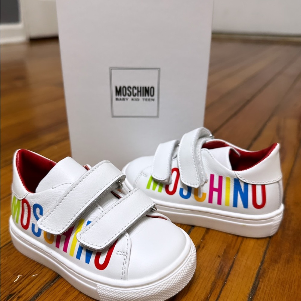 Authentic Moschino leather baby sneakers white shoes - Picture 5 of 7